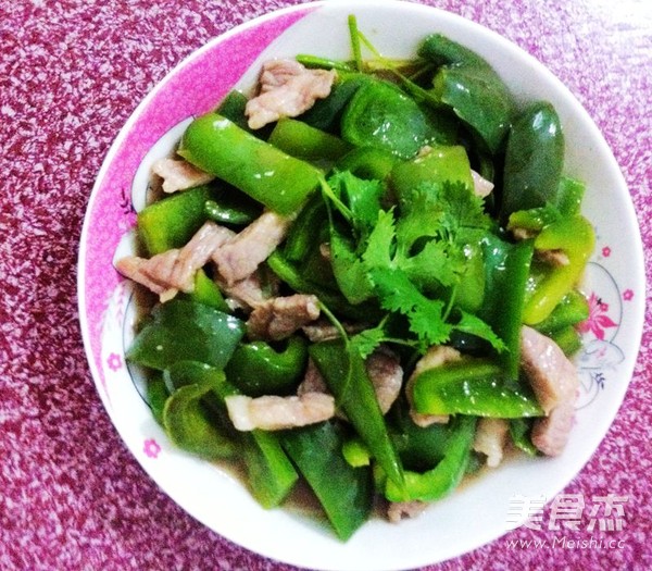 Stir-fried Pork with Green Pepper recipe