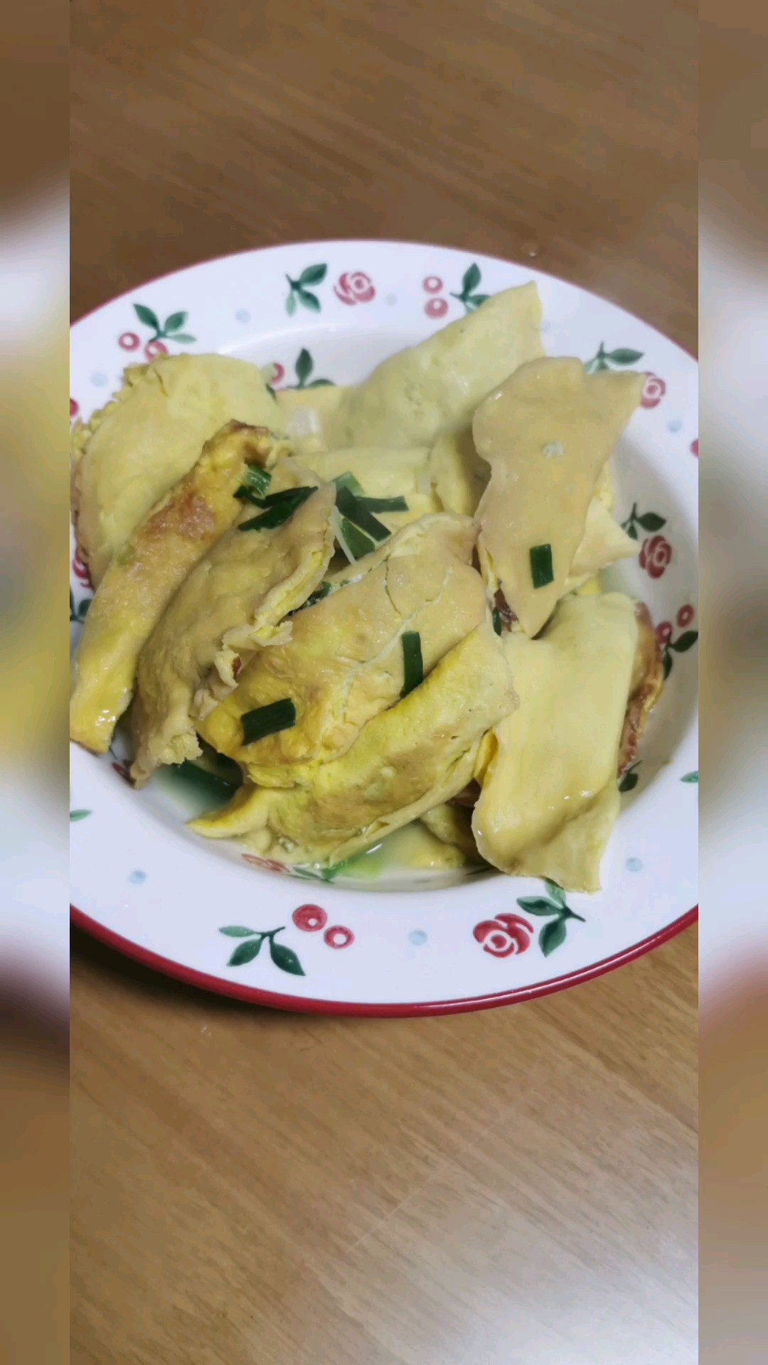 Wild Vegetable Egg Dumplings recipe
