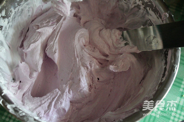 Purple Romantic Birthday Cake recipe