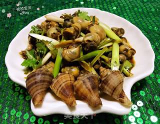 Scallions Mixed with Small Conch recipe