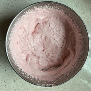 Strawberry Yogurt Ice Cream recipe