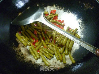 Stir-fried Pork Belly with Sour Beans recipe