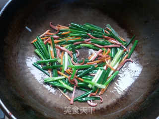 Colorful Fried Noodles recipe