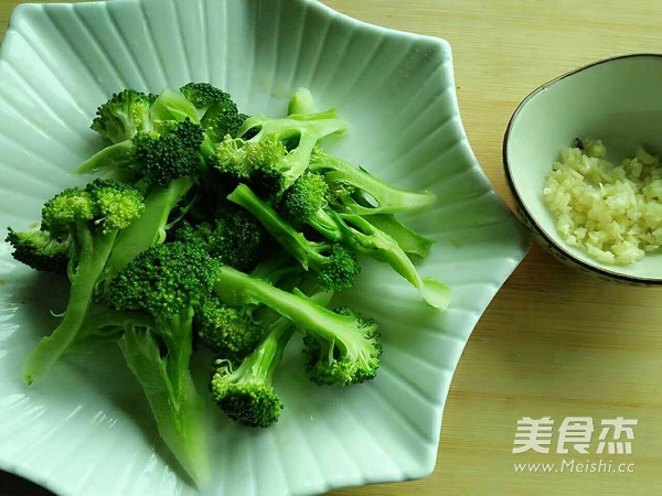 Stir-fried Broccoli recipe