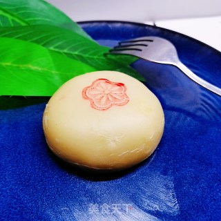 Wu Ren Ham Su-style Mooncakes recipe