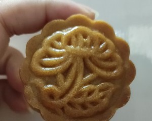 Cantonese-style Egg Yolk Lotus Seed Paste Mooncake 🥮 Contains 50g~125g Pie Crust Filling Ratio 🥮 recipe