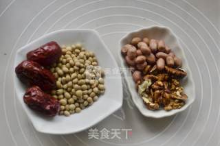 Walnut Red Date Soy Milk recipe