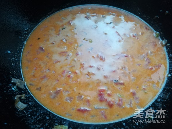 Tomato Onion Milk Soup recipe