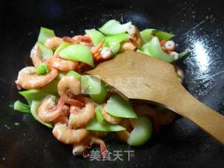 Stir-fried Sea Prawns with Vegetable Stems recipe