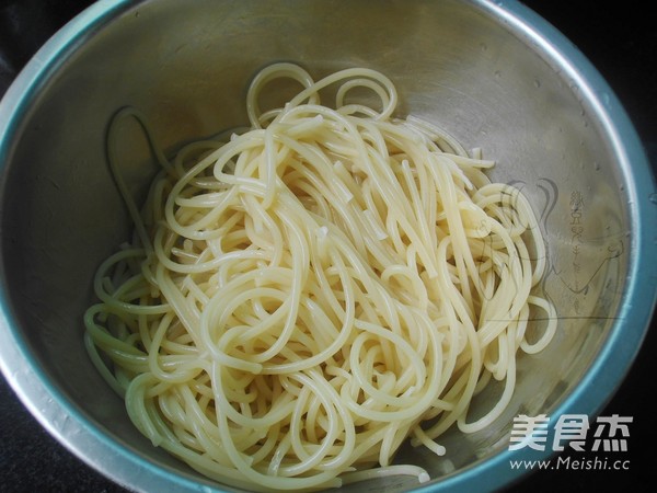 Beef Pasta with Shacha Sauce recipe