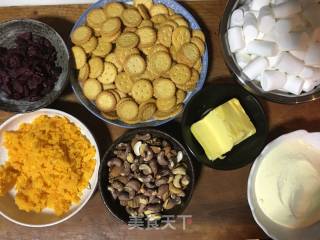 Egg Yolk Flavored Snowflake Crisp recipe