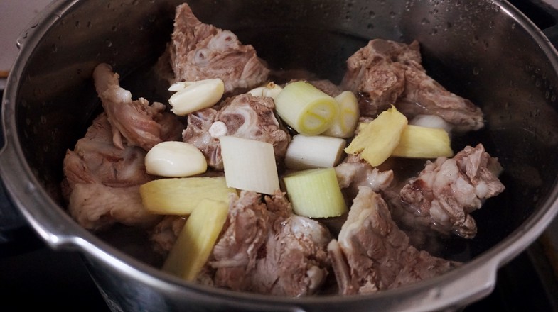 Teach You to Make Lamb Scorpion Hot Pot at Home that is Better Than Restaurants recipe