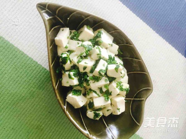 Tofu with Toon Sprouts recipe