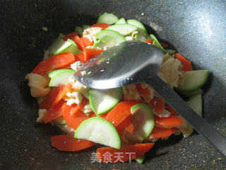 Fried Zucchini with Duck Eggs and Carrots recipe