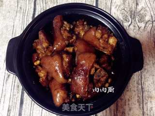 Soy Braised Pig's Trotters#肉肉厨 recipe