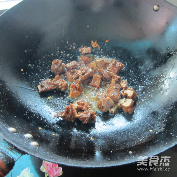 Roast Duck and Stir-fried Cabbage Stem recipe