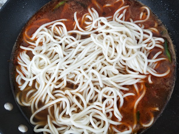 Spicy Hot Pot Chicken Drumstick Noodles recipe
