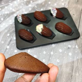 Chocolate Madeleine recipe