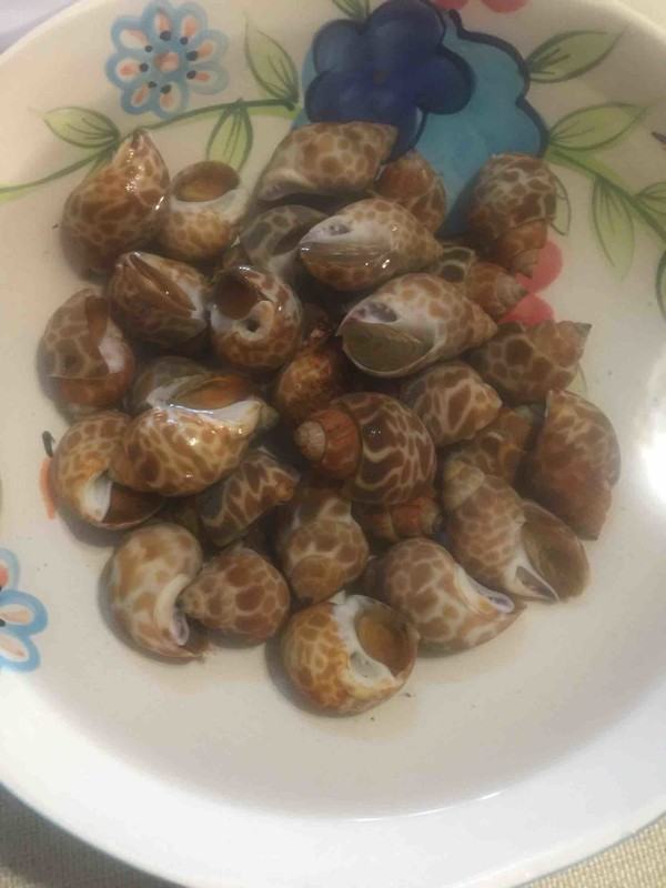 Drunk Boiled Snails recipe