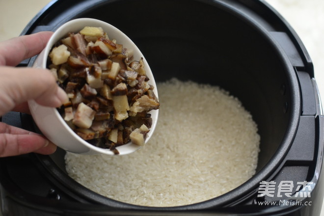 Braised Rice with Potato Sauce recipe