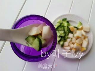 Summer Cucumber and Pear Juice recipe