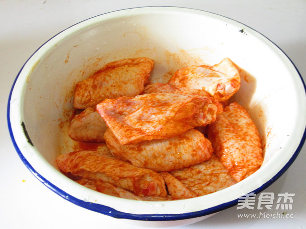 Crispy Fried Chicken Wings recipe