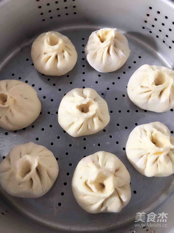 Pumpkin Noodle and Cowpea Buns recipe