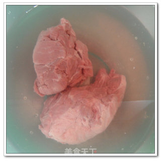 Autumn Health Soup for Strengthening The Spleen and Stomach-----radish Sirloin Soup recipe