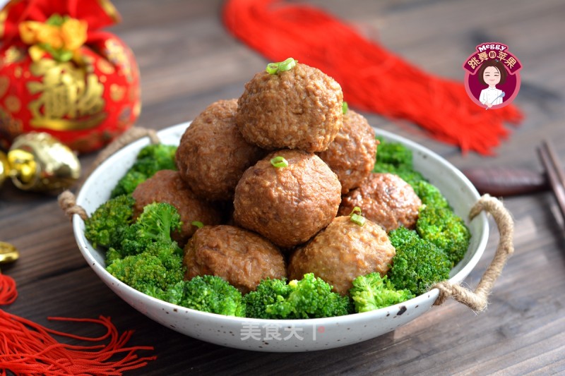 Salted Egg Yolk Sixi Meatballs recipe