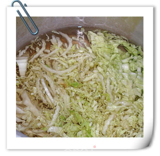 Warm and Warm Bowl in Winter-chinese Cabbage and Seaweed Wonton recipe