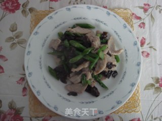 Asparagus Stir-fried Pork recipe