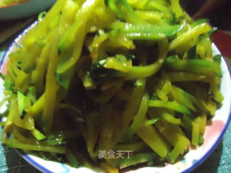 Farm Stir-fried Japanese Gourd Strips recipe