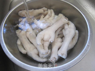 Chicken Feet Claypot Dried Cabbage Soup recipe