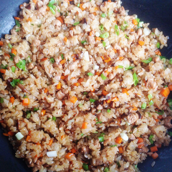 Simple and Easy to Make Glutinous Rice Shaomai recipe