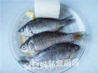 Carp Soup with Shredded Radish recipe