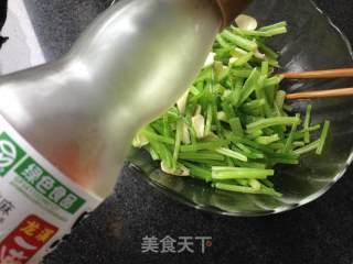 Lily Mixed with Parsley recipe