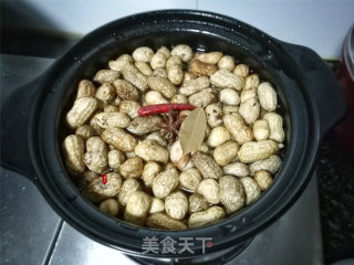 Boiled Peanuts in Brine recipe