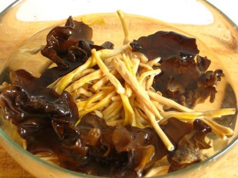 Beijing-style Mushu Meat recipe