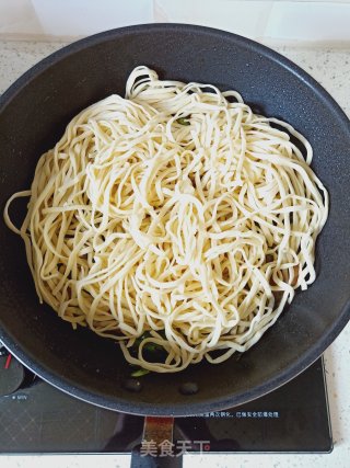 Steamed Noodles with Beans and Pork recipe