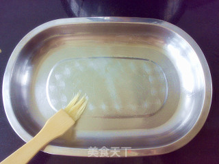 Thousand-layer Horseshoe Cake with Red Date Juice recipe