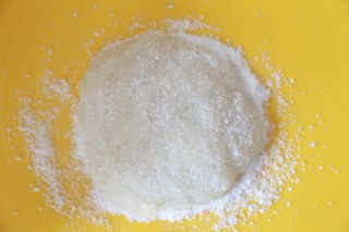 Glutinous Rice and Bean Paste Rolls recipe