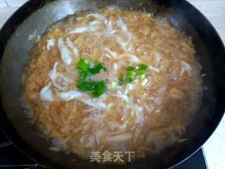 Whitebait Sauerkraut Vermicelli Soup recipe