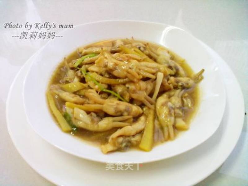 Fresh Razor Clam Meat with Green Onion and Ginger
