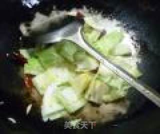 Stir-fried Cabbage with Peanuts recipe