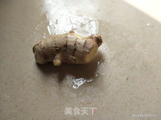 Stir-fried Bitter Gourd with Duck Offal recipe