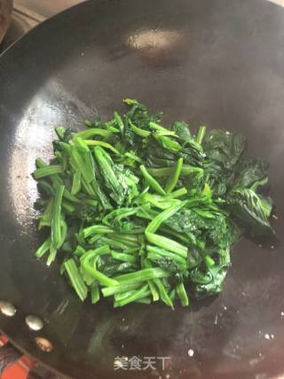 Scrambled Eggs with Spinach recipe