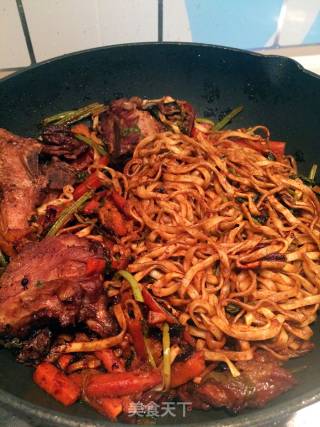 Sauce Pork Ribs Braised Noodles recipe