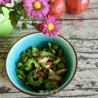 Stir-fried Abalone with Bitter Gourd recipe