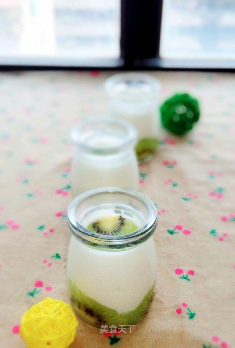 Kiwi Yogurt recipe