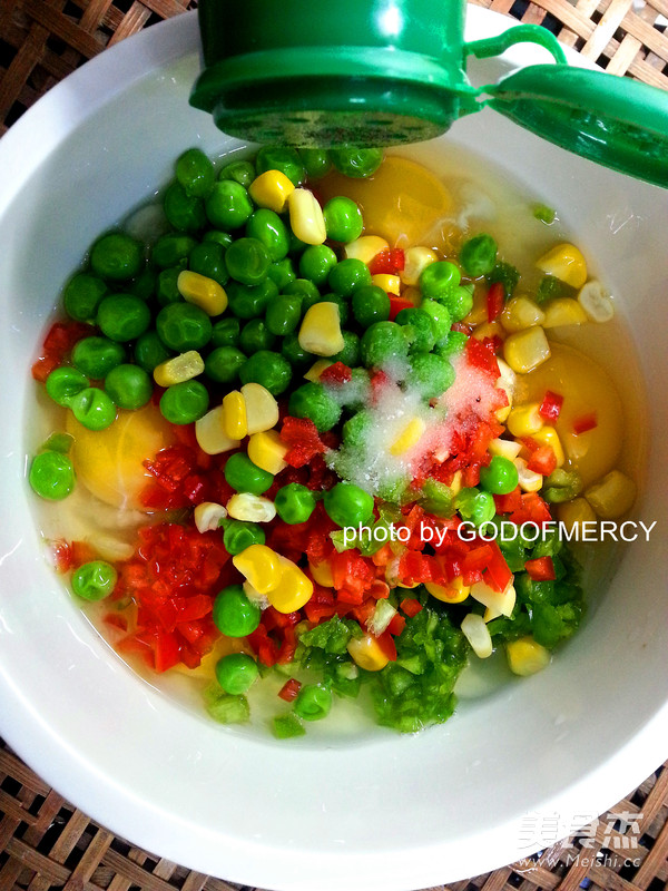 Egg Stew with Pea and Corn recipe